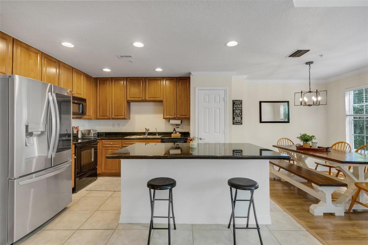 Listing Photo 8