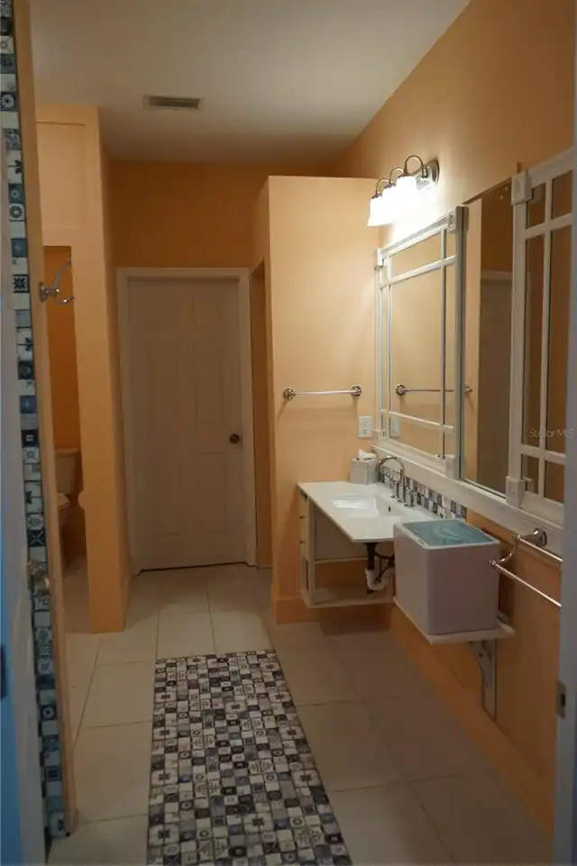 Listing Photo 32