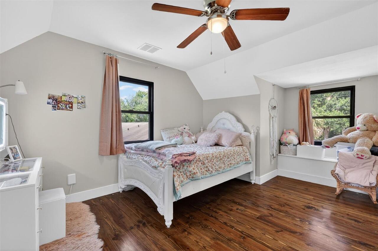 Listing Photo 23