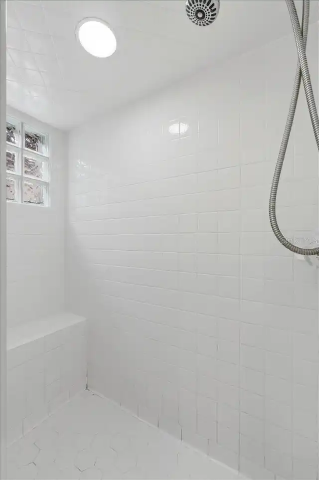 Listing Photo 37