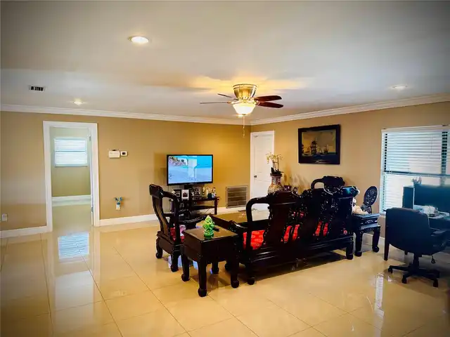 Listing Photo 13