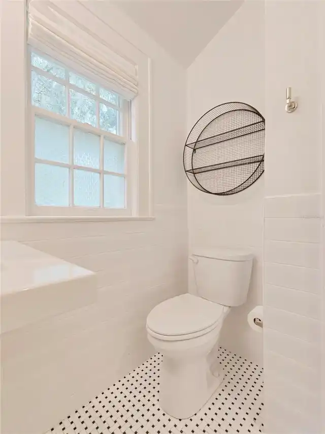 Listing Photo 32