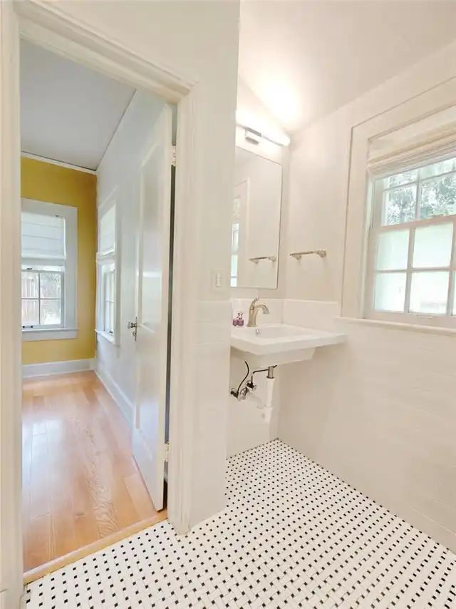 Listing Photo 35