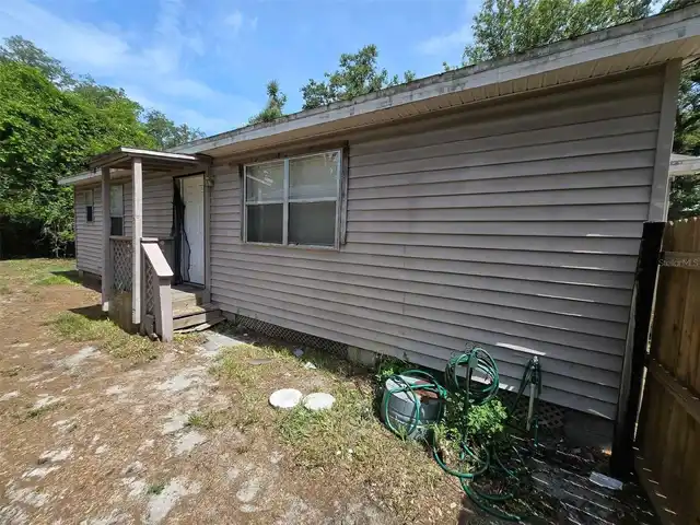 Listing Photo 11