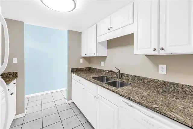 Listing Photo 9