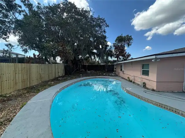 Listing Photo 15