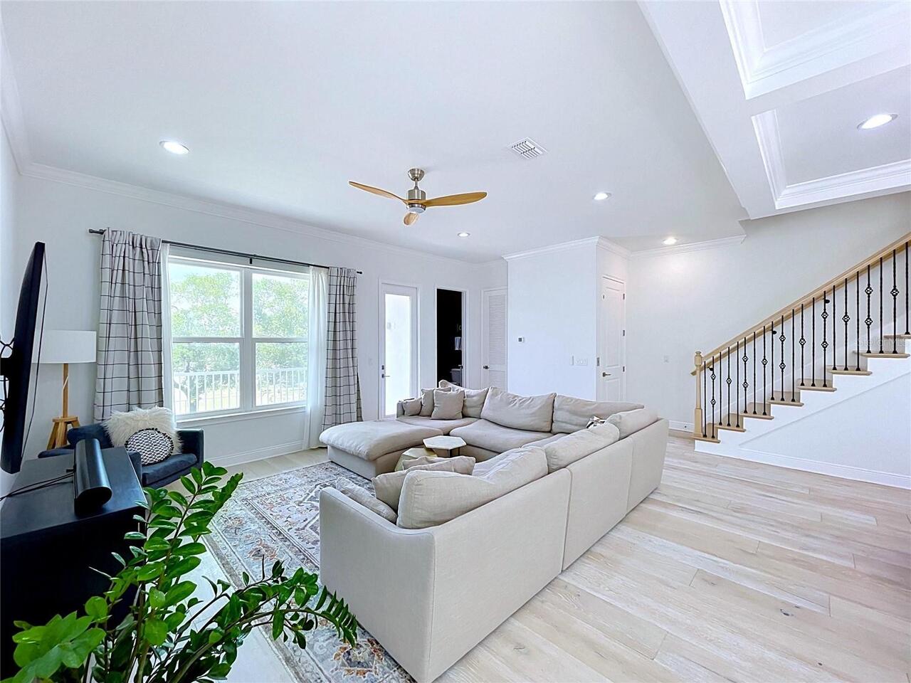 Listing Photo 32