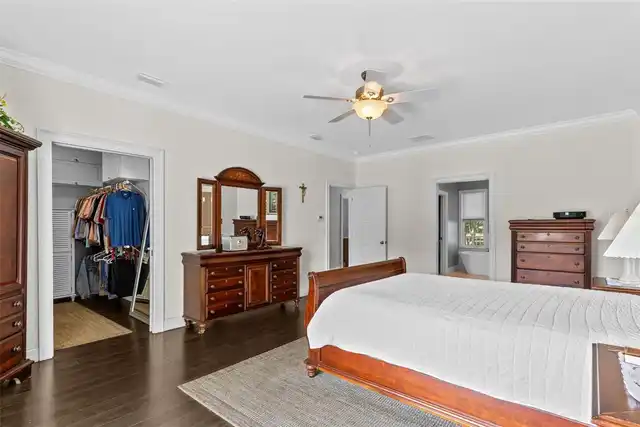 Listing Photo 14