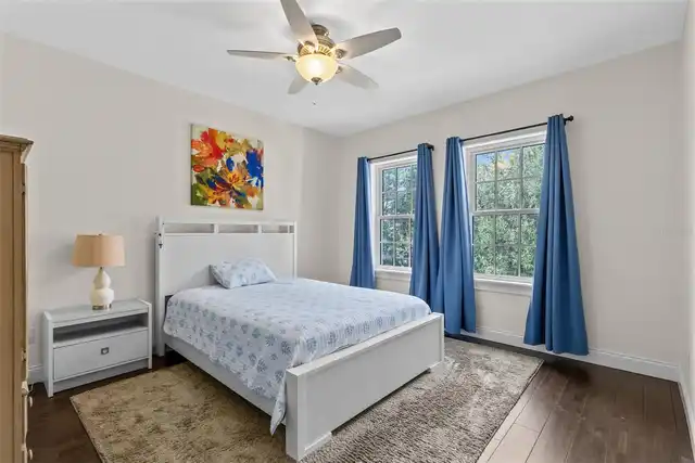 Listing Photo 19