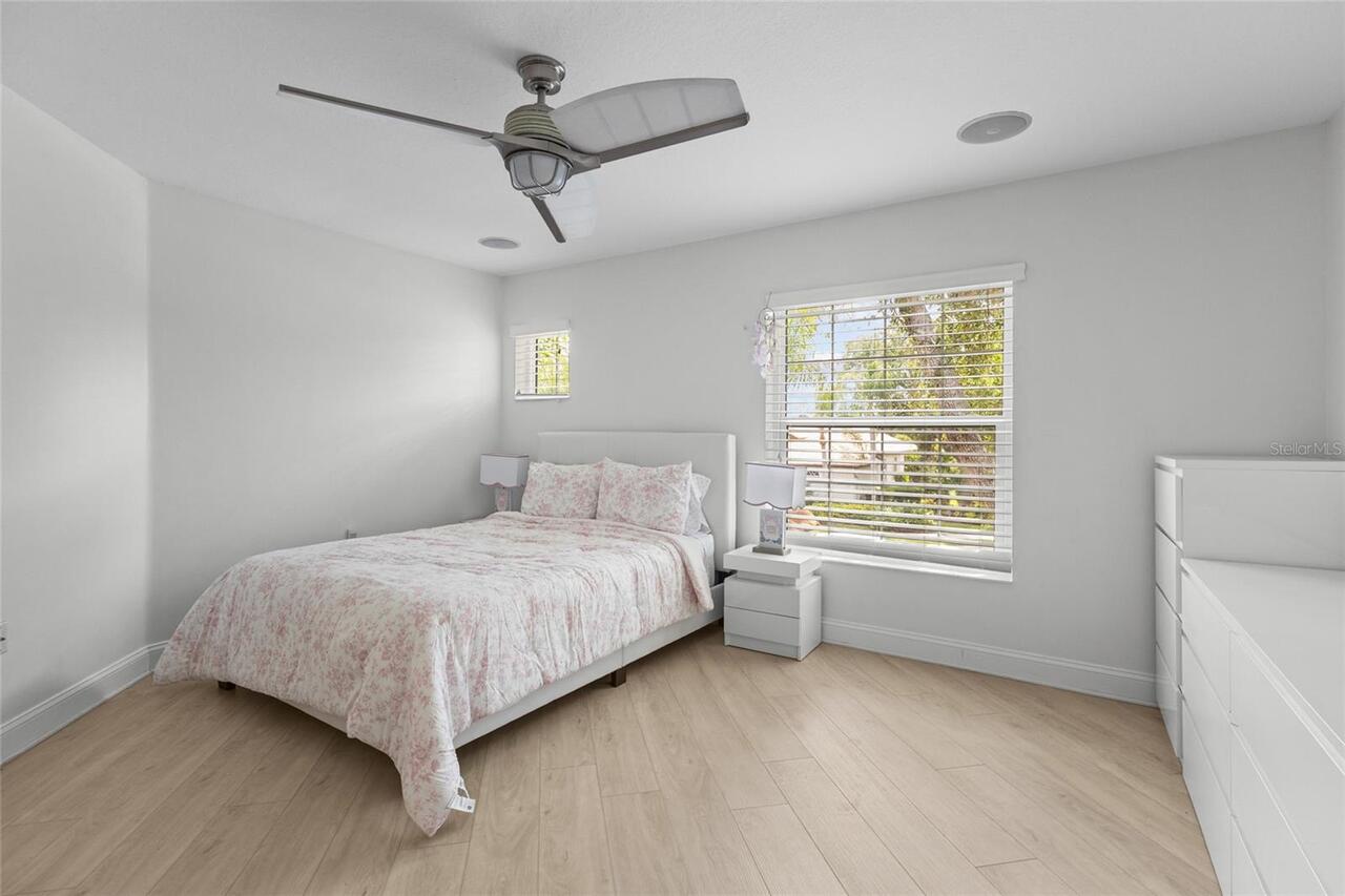 Listing Photo 33