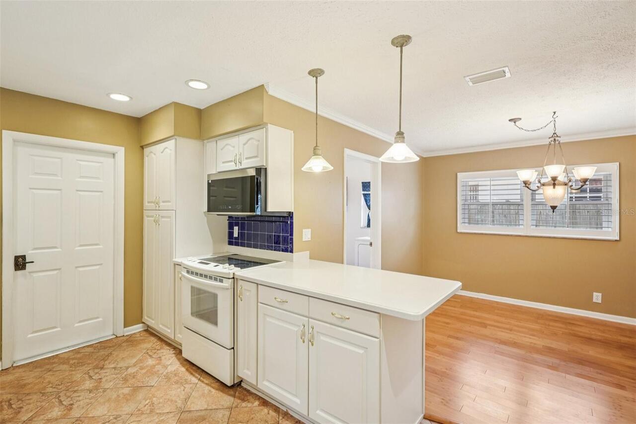 Listing Photo 14