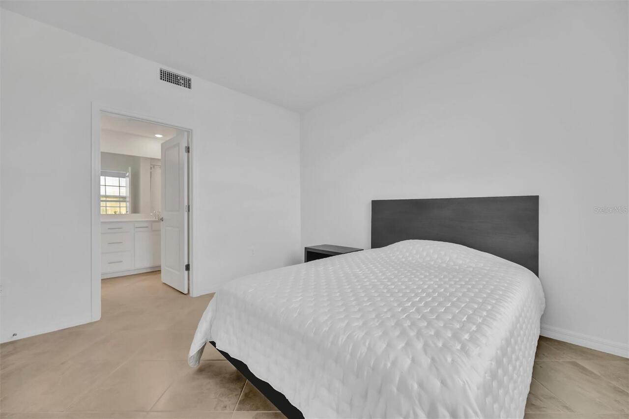 Listing Photo 43