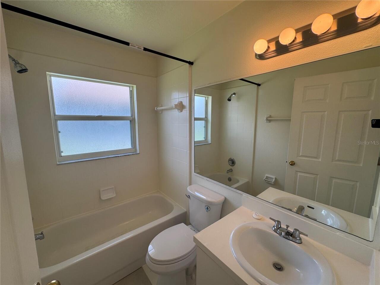 Listing Photo 14
