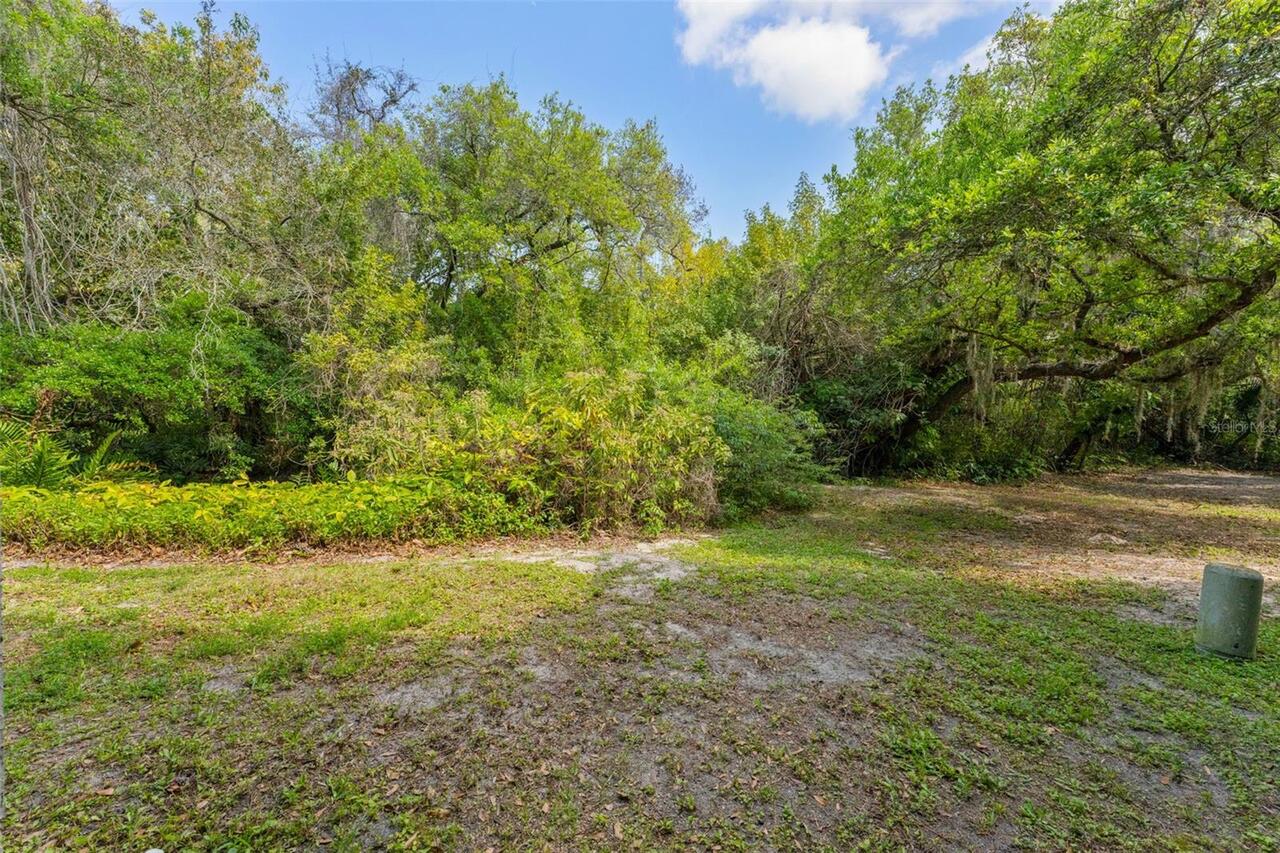 Listing Photo 32