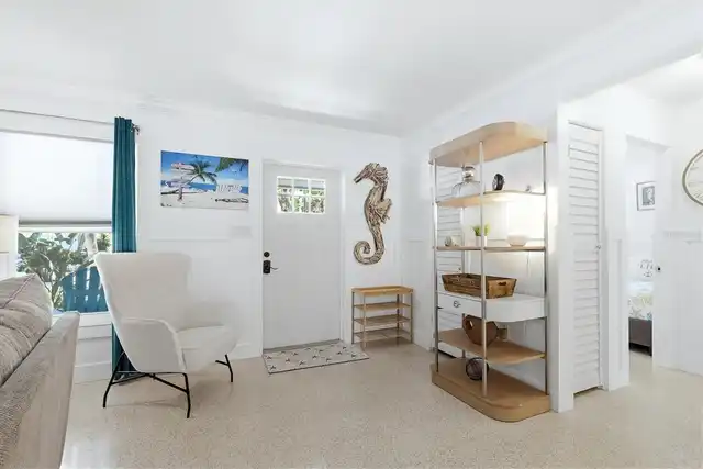 Listing Photo 6