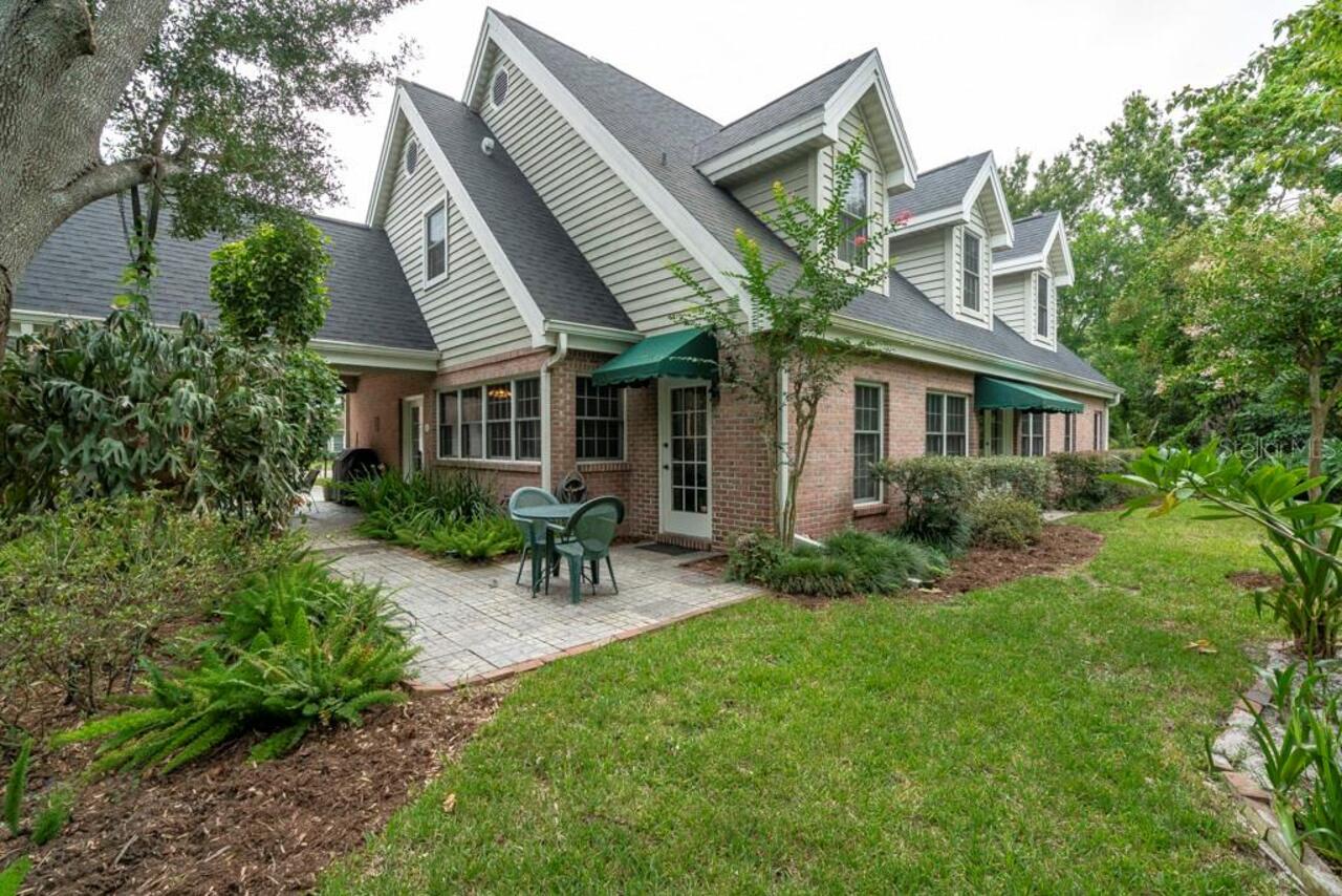 Listing Photo 10