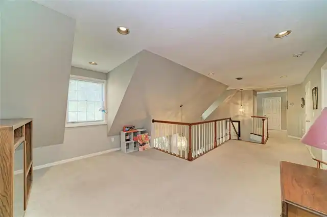 Listing Photo 43