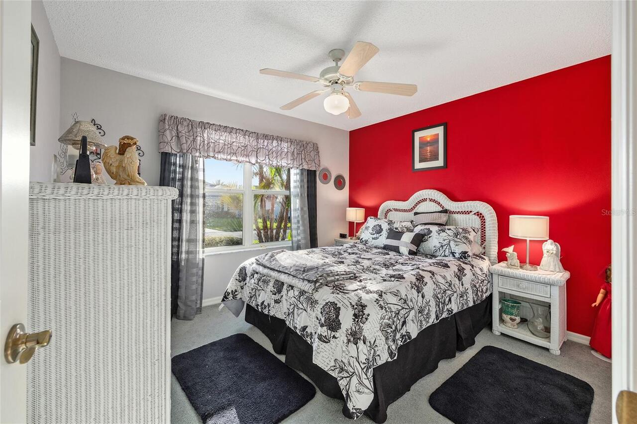 Listing Photo 14