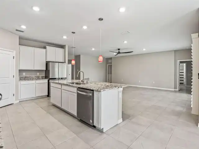 Listing Photo 13