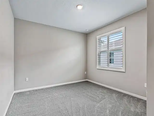 Listing Photo 29
