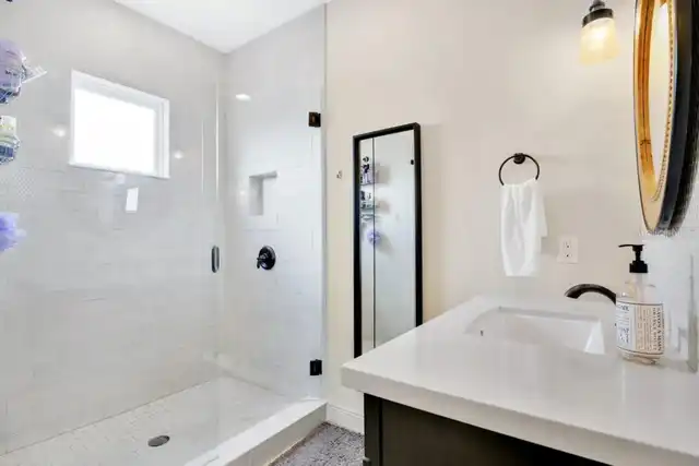 Listing Photo 20