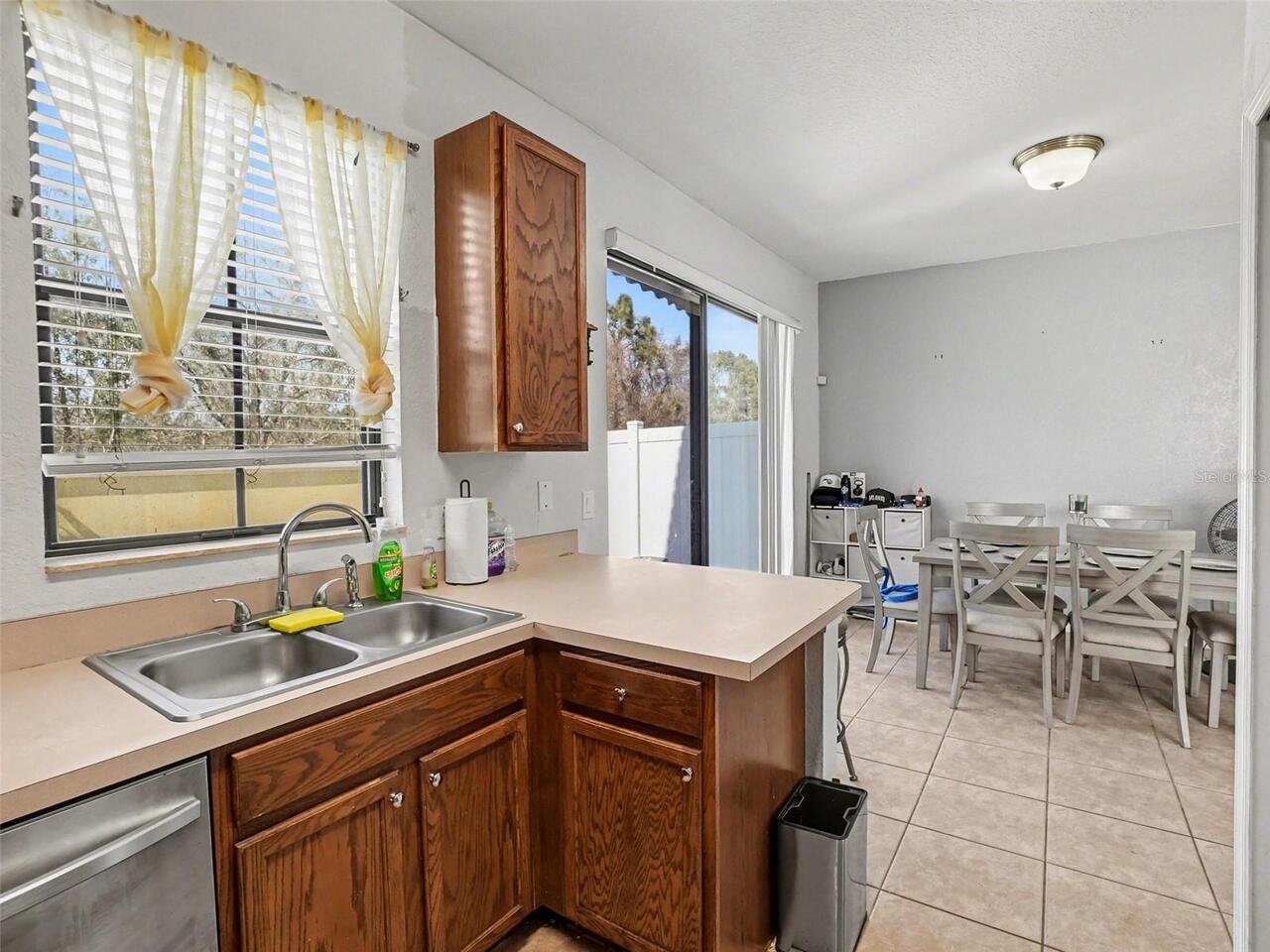 Listing Photo 10