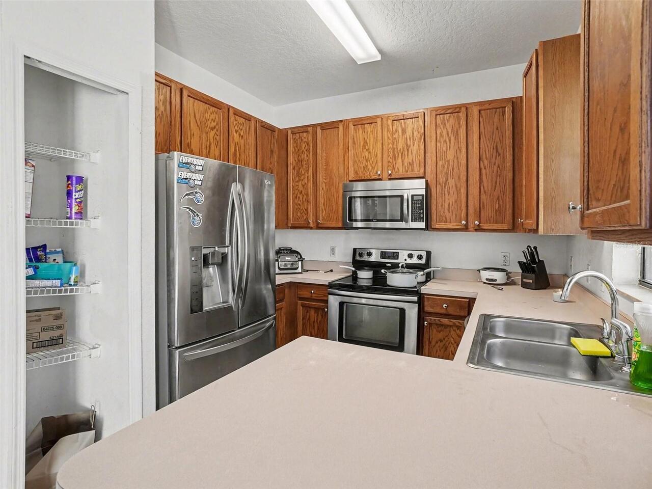 Listing Photo 11