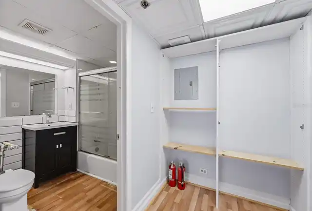 Listing Photo 17
