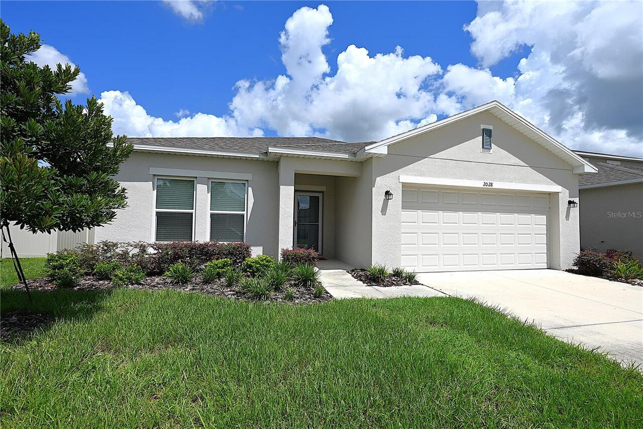5BR, Residential Lease, 3BA, $2,300
Read More