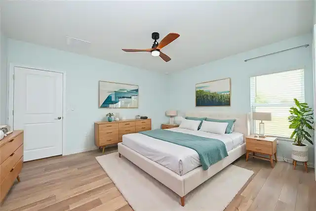 Listing Photo 19