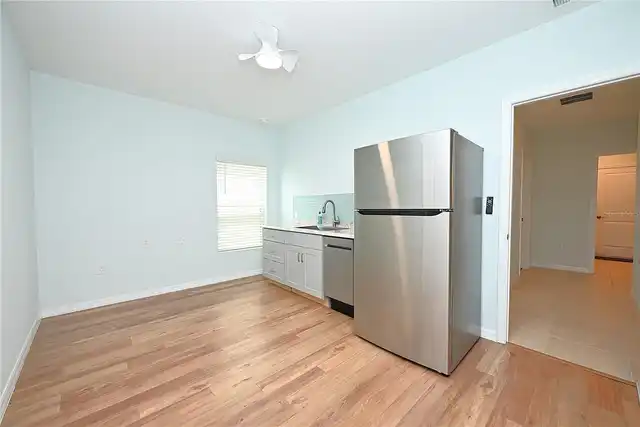 Listing Photo 34