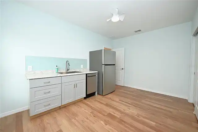 Listing Photo 35