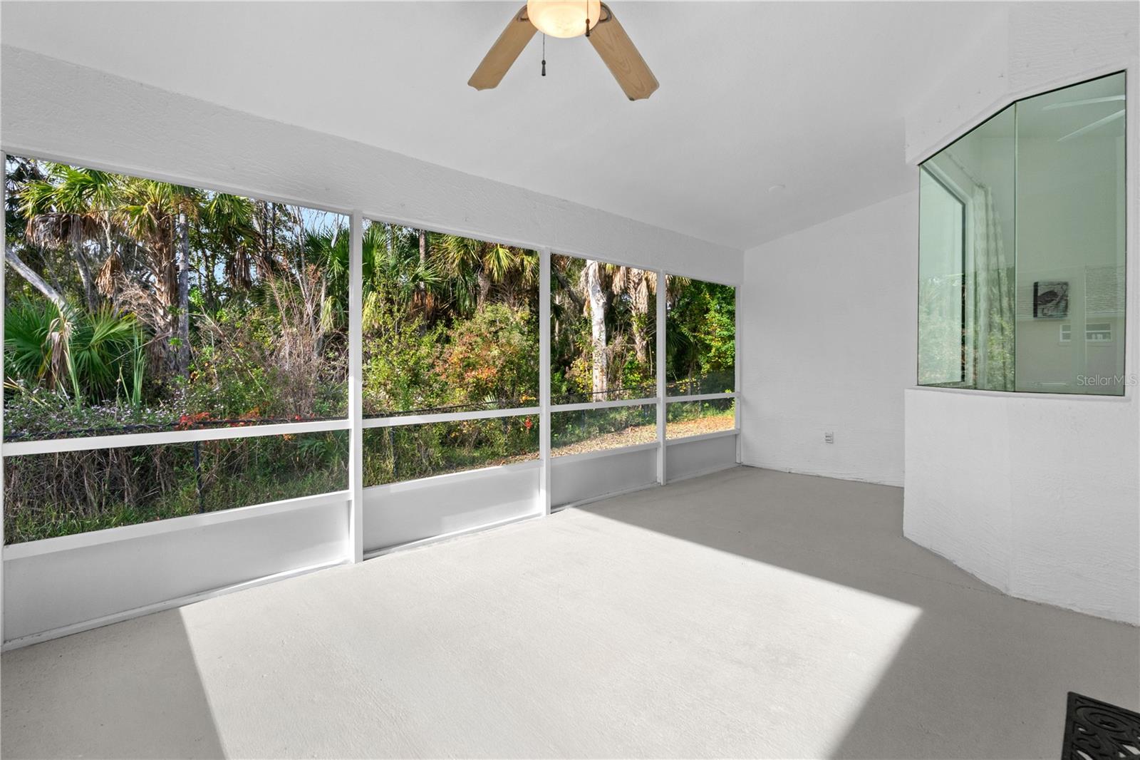 Listing Photo 8