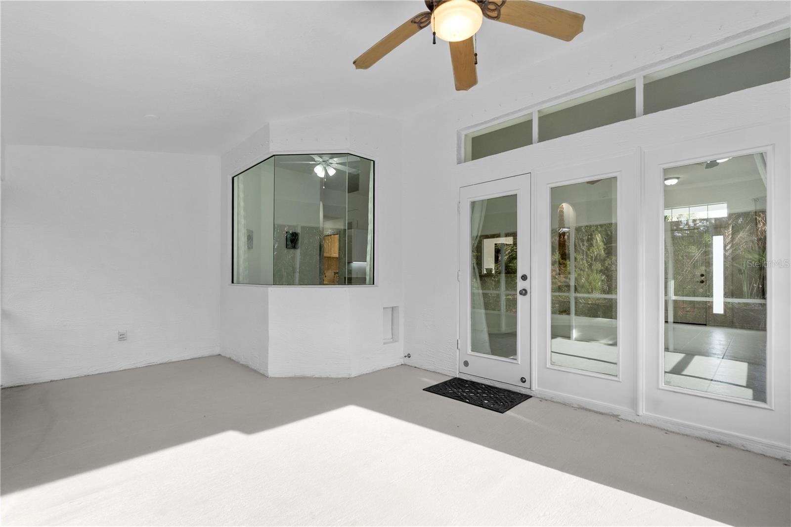 Listing Photo 9