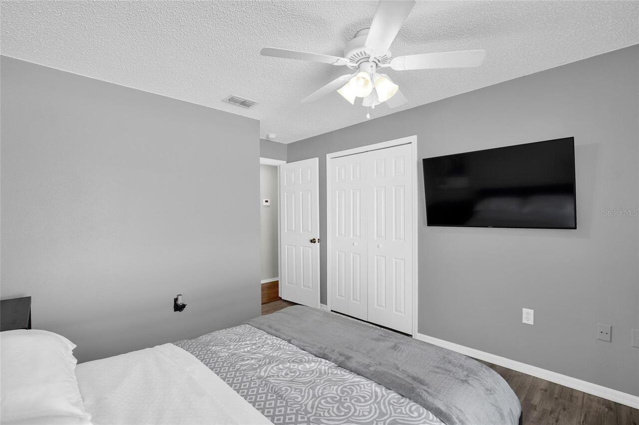 Listing Photo 33