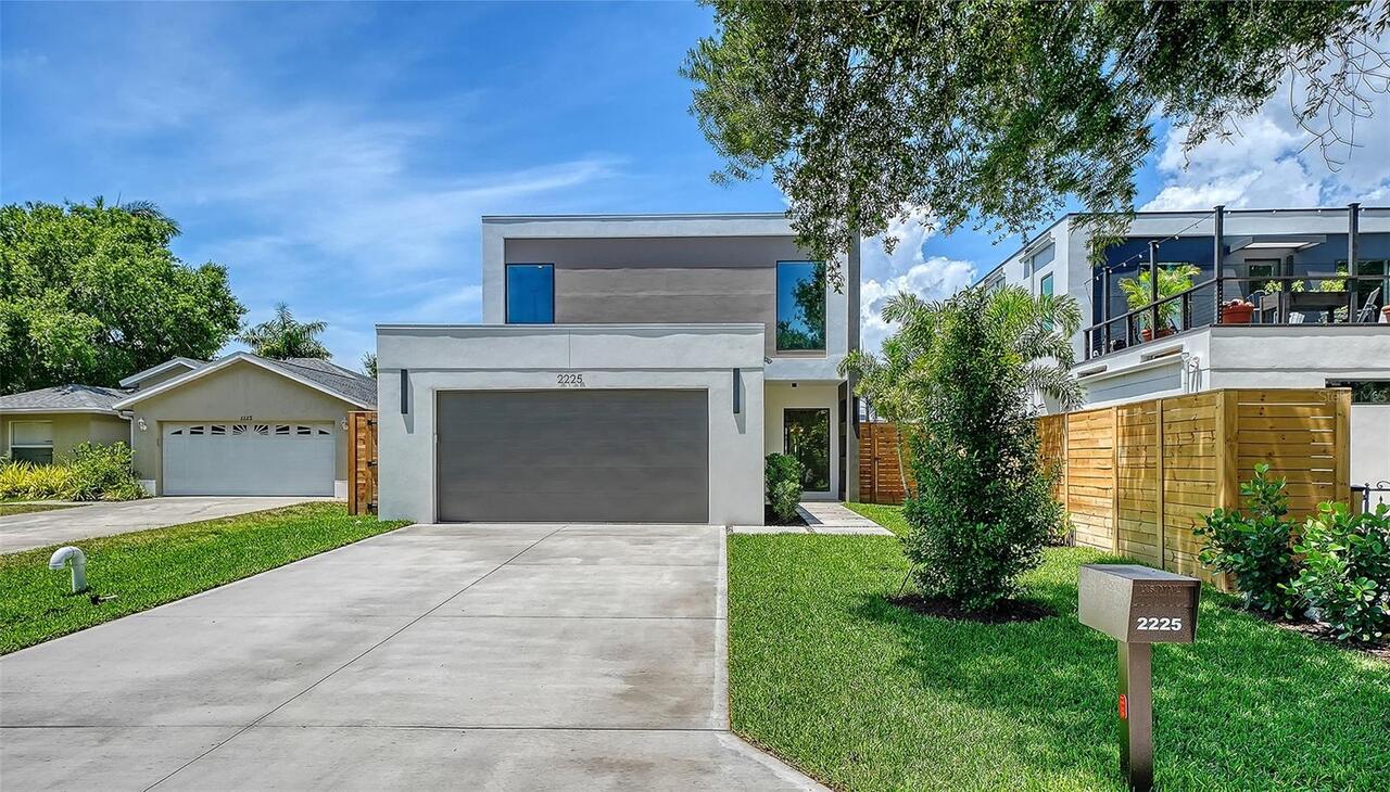 Sarasota Real Estate