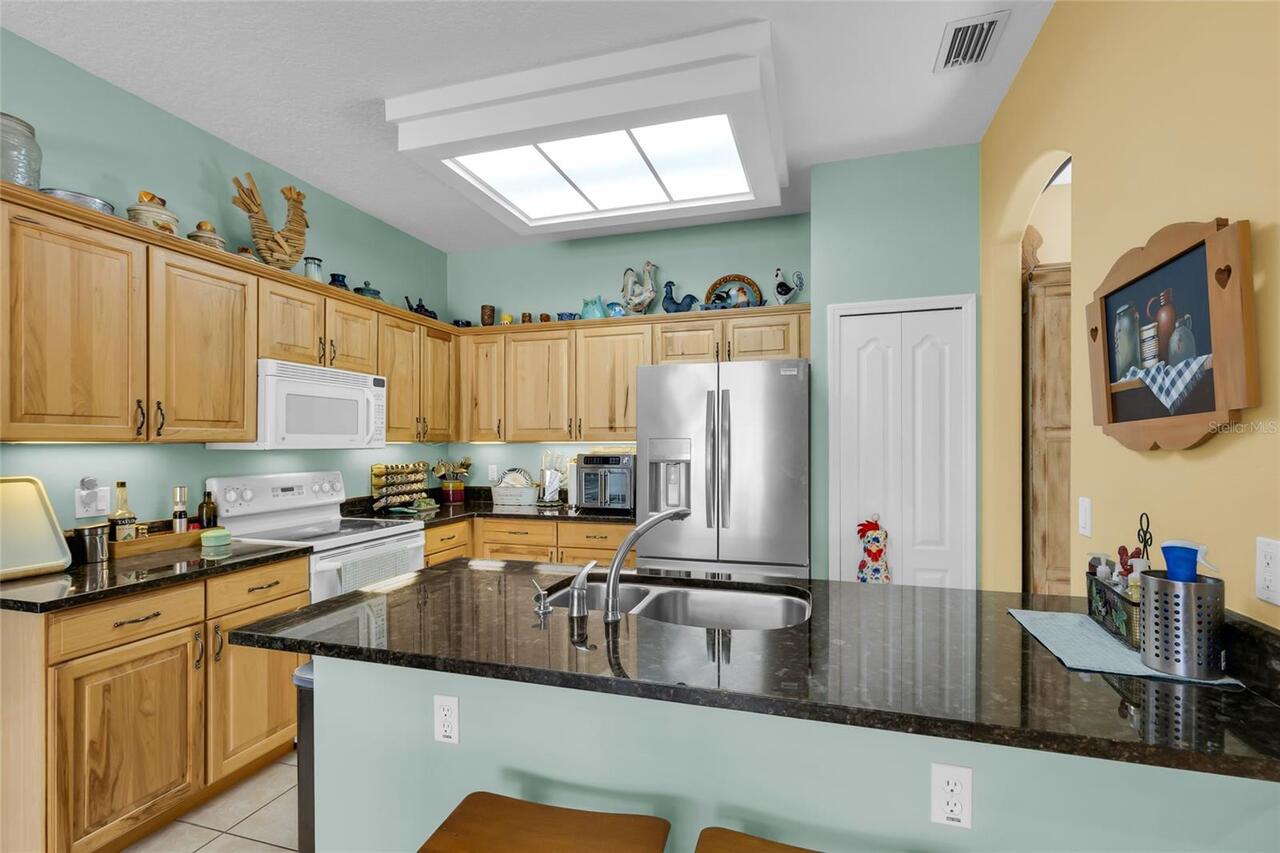Listing Photo 14
