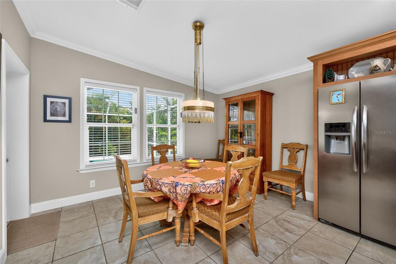 Listing Photo 10