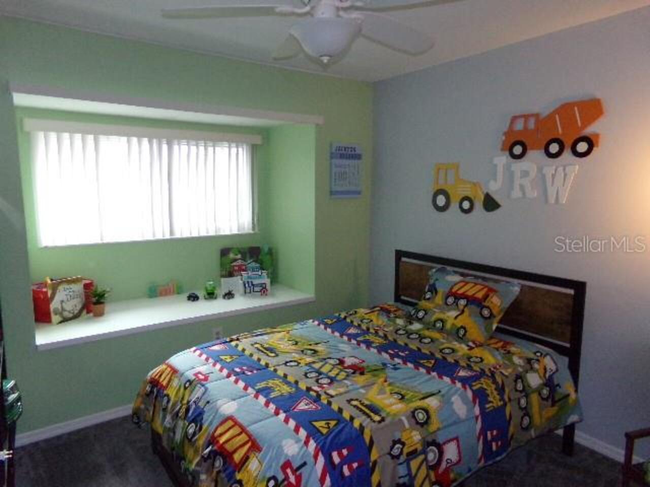 Listing Photo 11