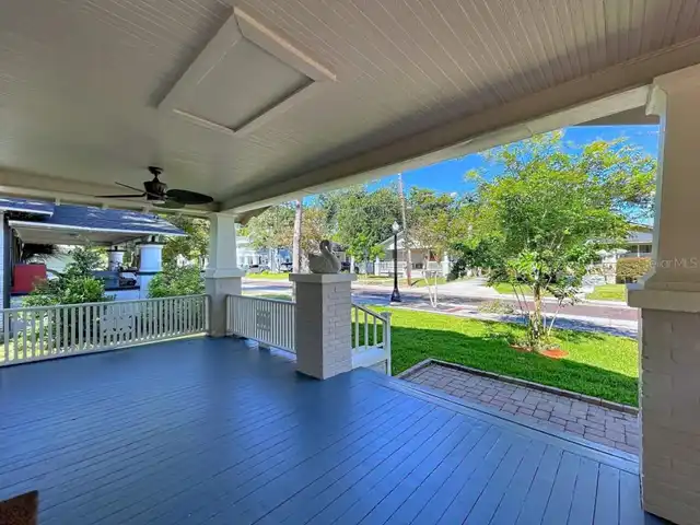Listing Photo 9