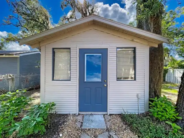 Listing Photo 16
