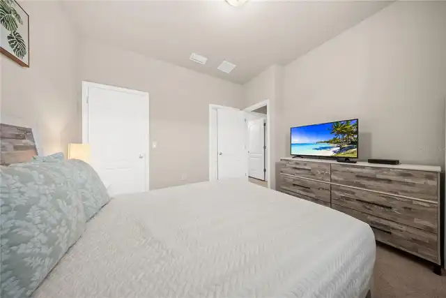 Listing Photo 43