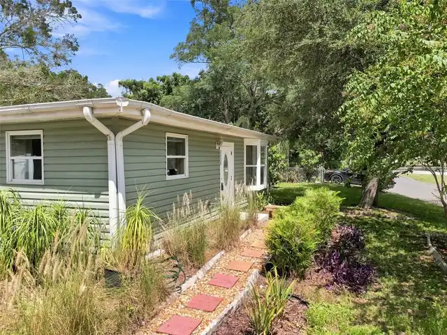 Listing Photo 7