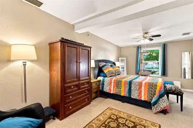 Listing Photo 21
