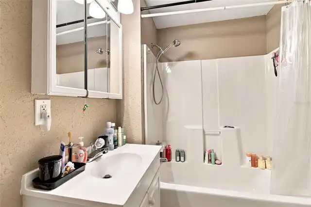 Listing Photo 29