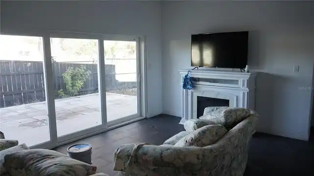 Listing Photo 12