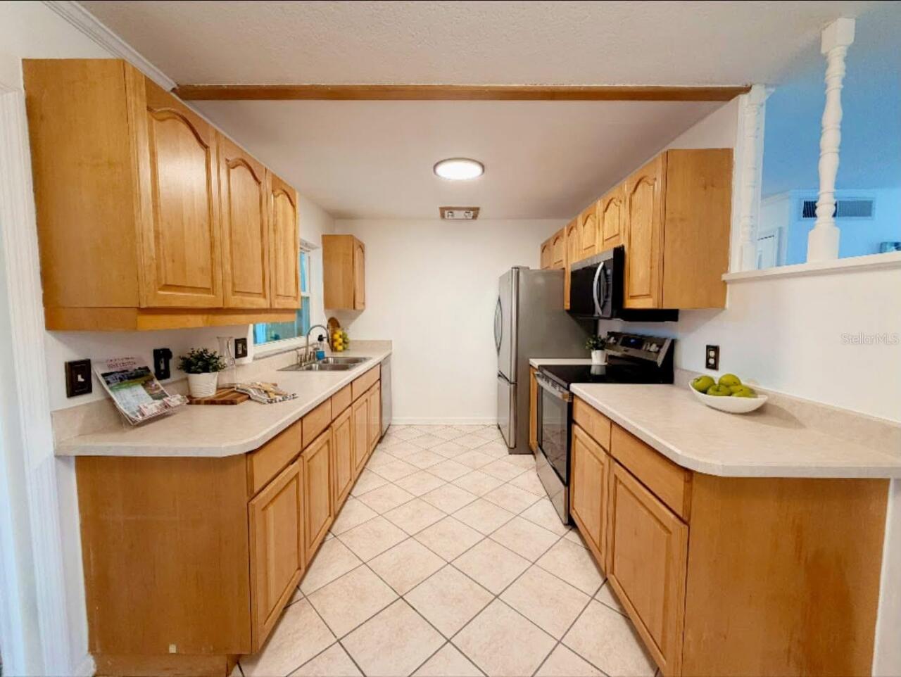 Listing Photo 8