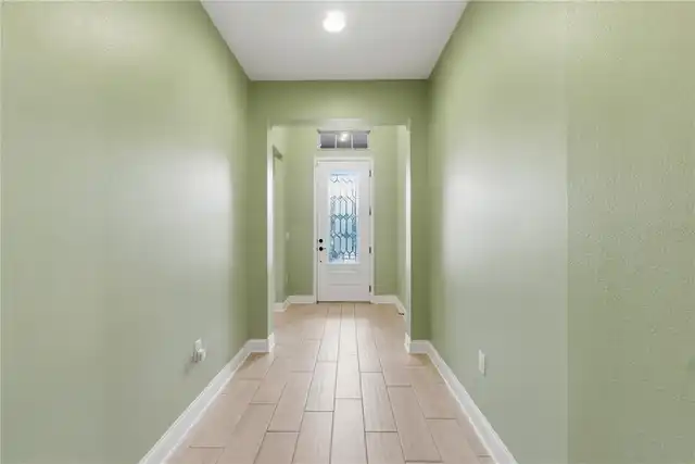 Listing Photo 6