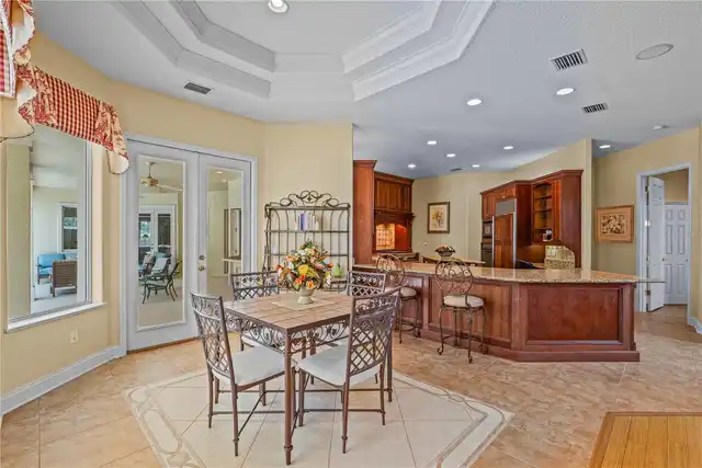 Listing Photo 15