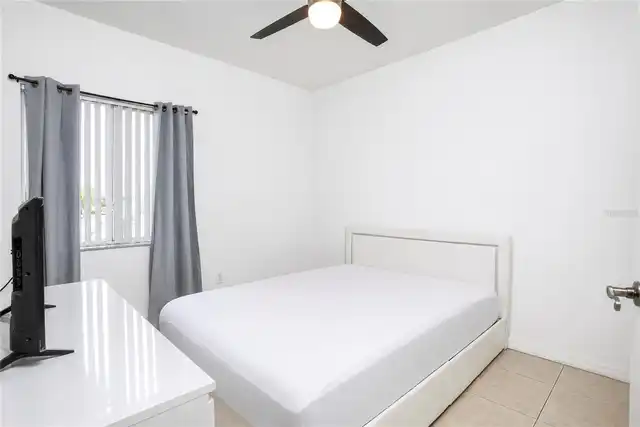 Listing Photo 14